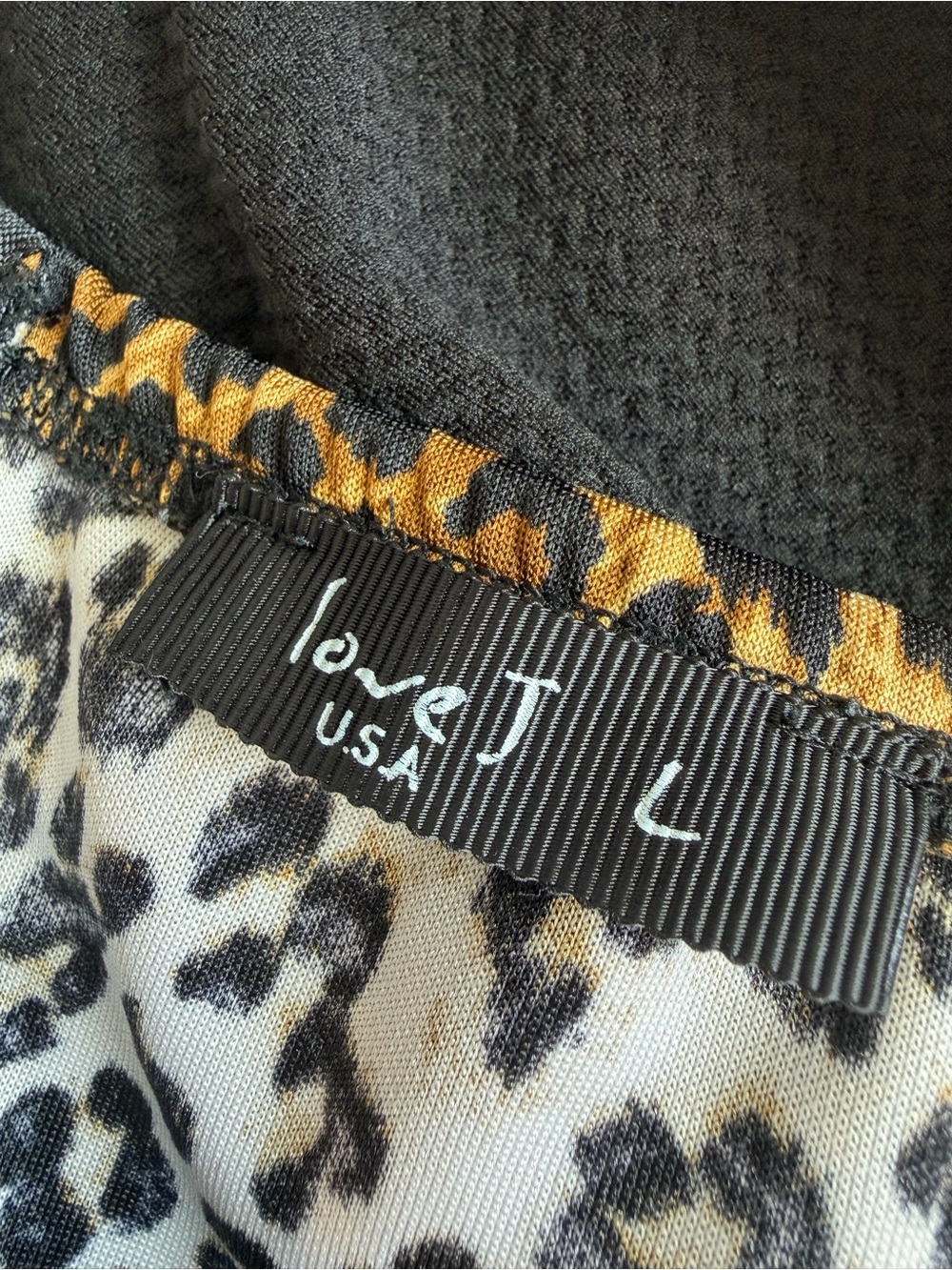 love J Leopard Bustier with Black Trousers and Gold Accent size L - Picture 11 of 11
